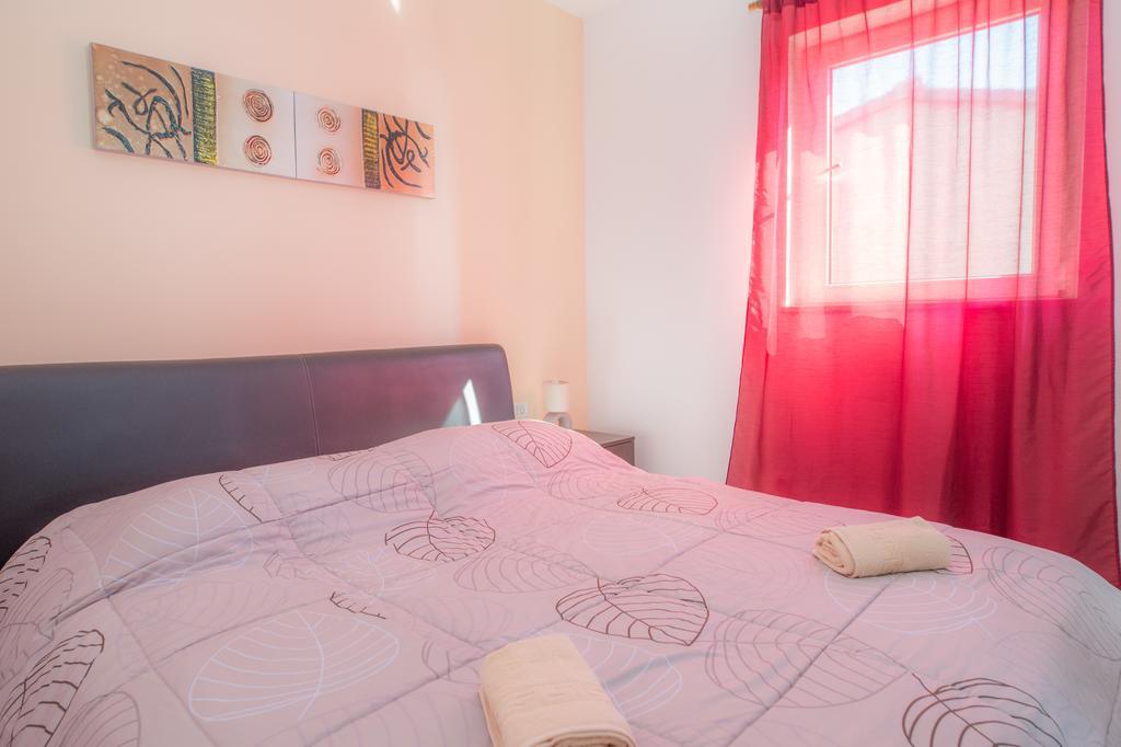 Kike&ana Apartment